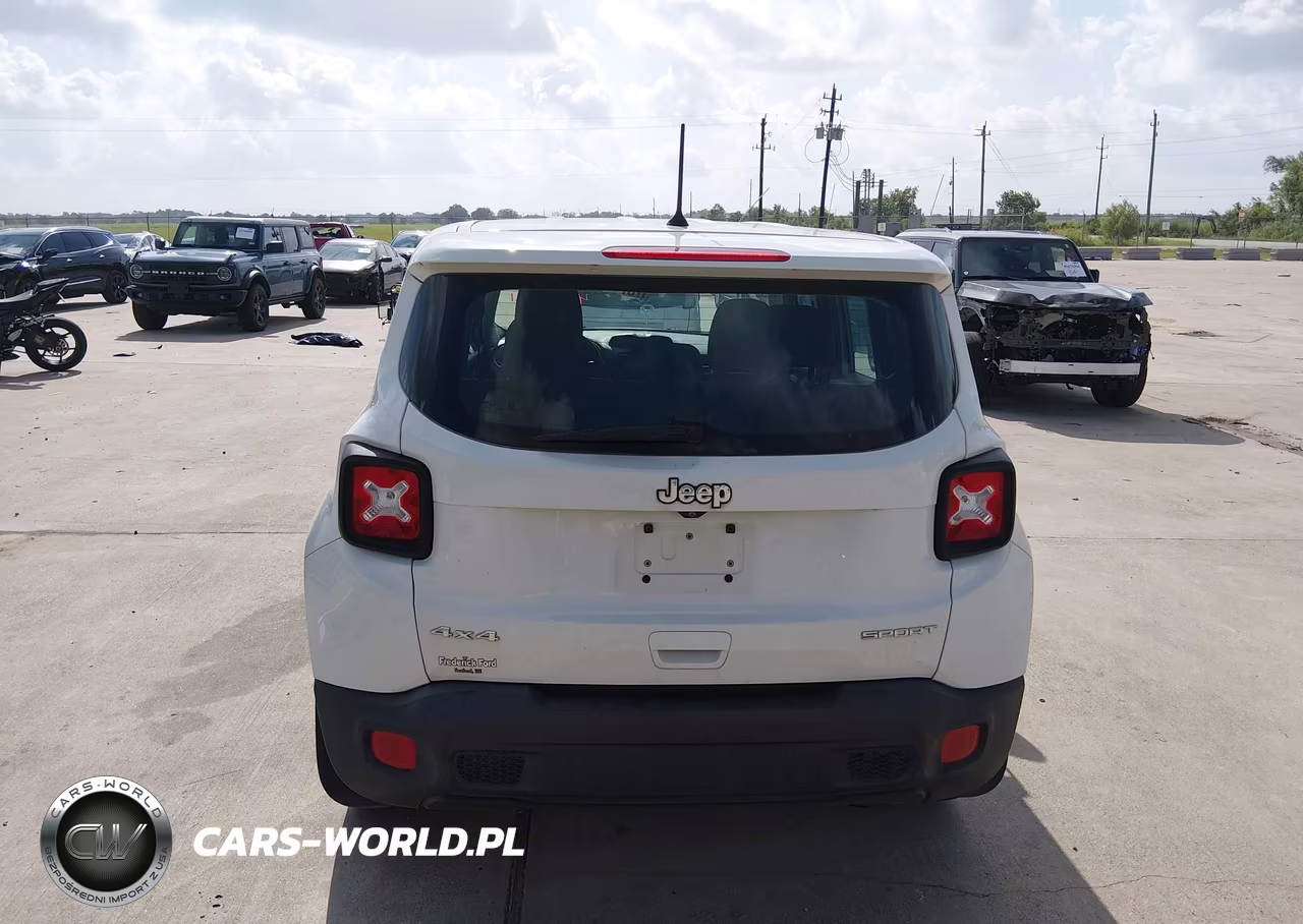 2018 Jeep Renegade Sport 4X4 VIN:ZACCJBAB4JPJ57237 - 16