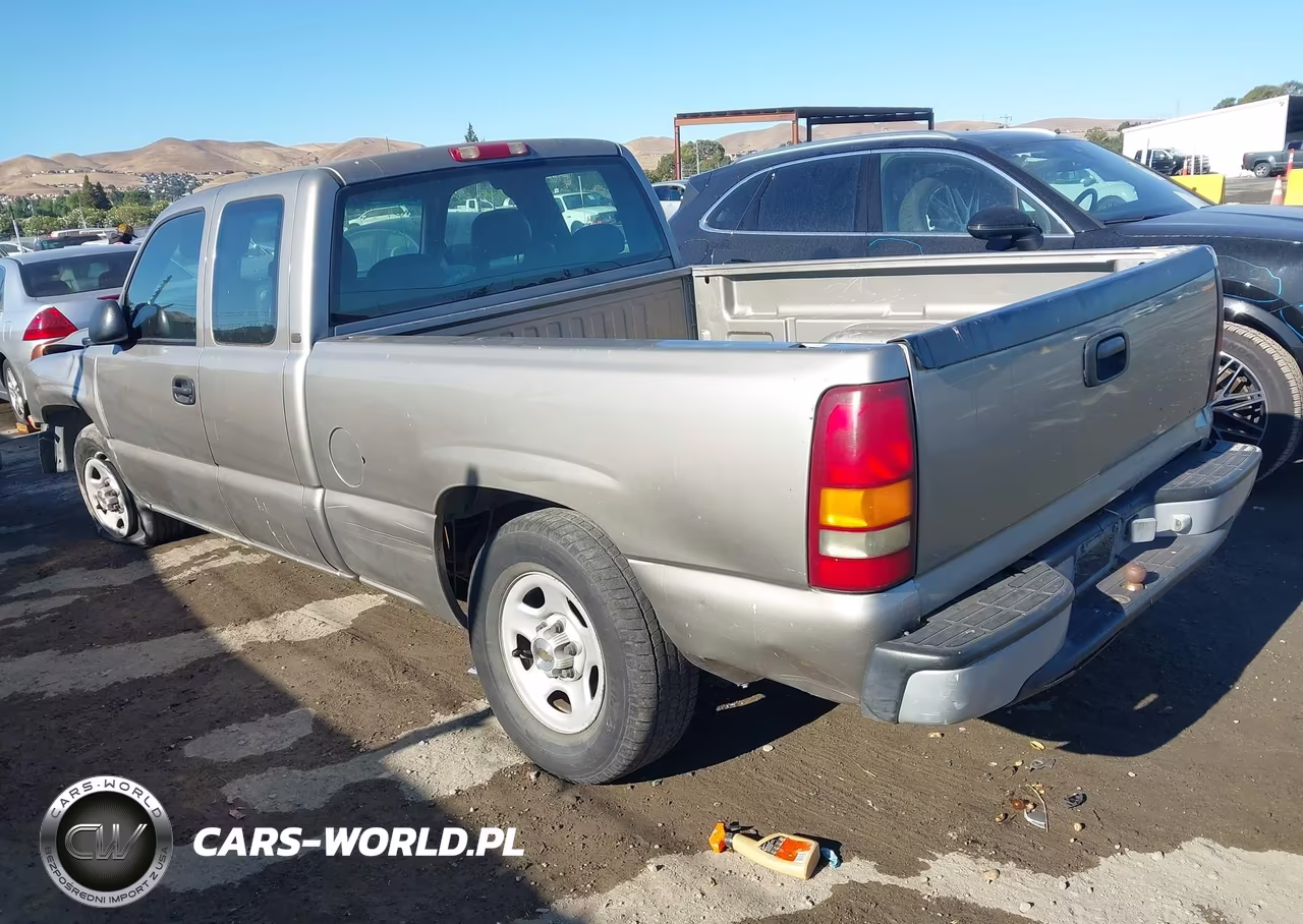 2001 Chevrolet Silverado 1500 VIN:2GCEC19V411271294 - 3