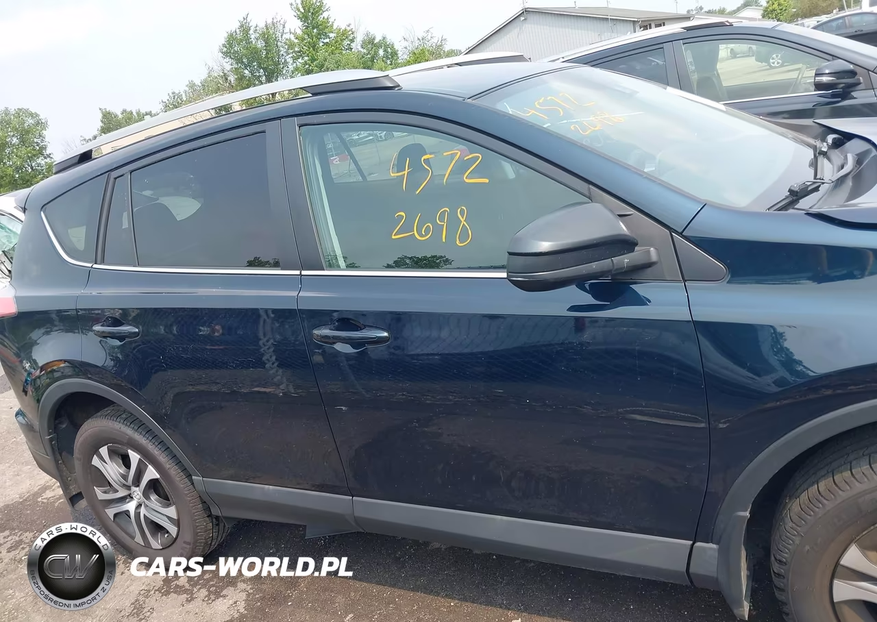 2018 Toyota Rav4 Le VIN:2T3BFREV7JW725477 - 13