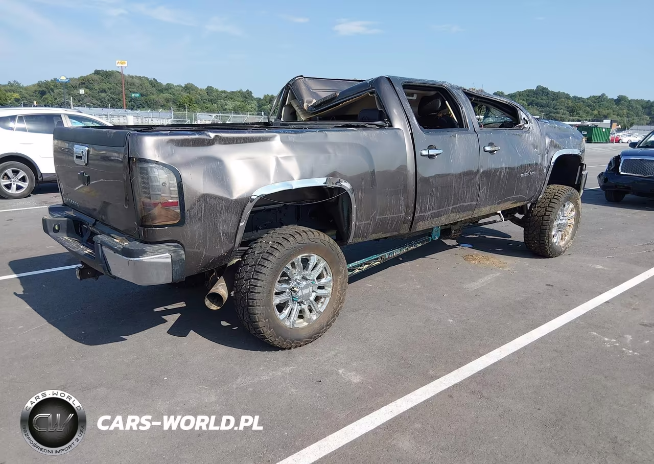 2007 Chevrolet Silverado 2500Hd Lt1 VIN:1GCHK23677F506893 - 4