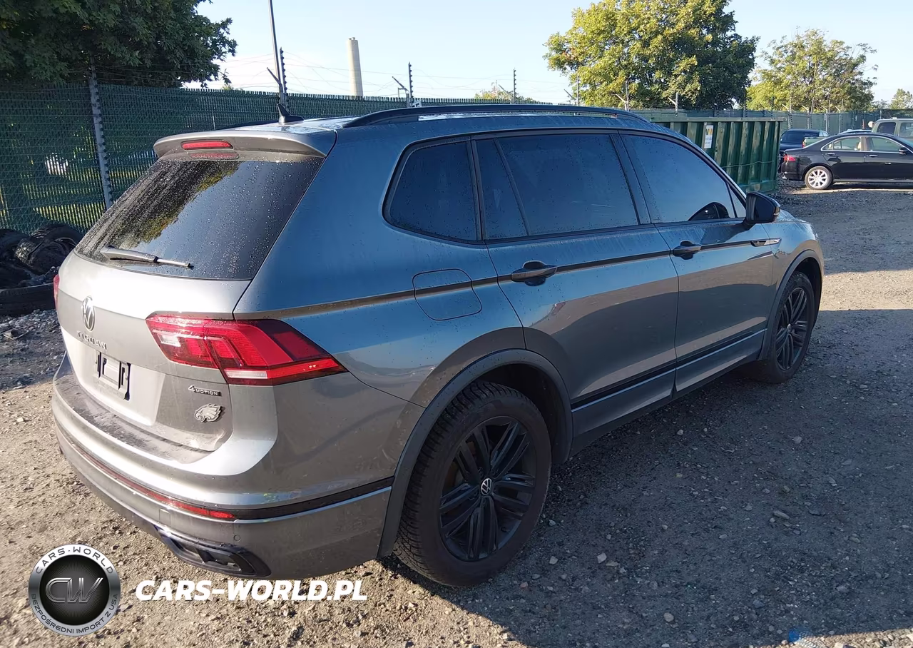 2022 Volkswagen Tiguan 2.0T Se R-Line Black VIN:3VV8B7AX4NM153066 - 4