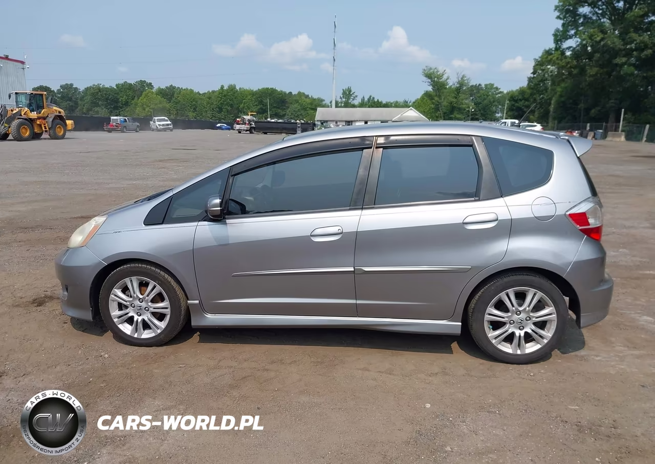 2009 Honda Fit Sport VIN:JHMGE88429S065423 - 14