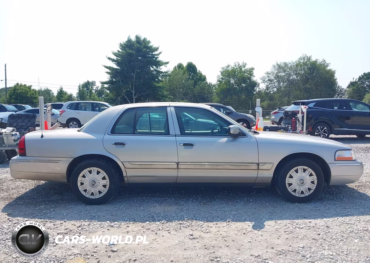 2005 Mercury Grand Marquis Gs VIN:2MEFM74W65X673887 - 13