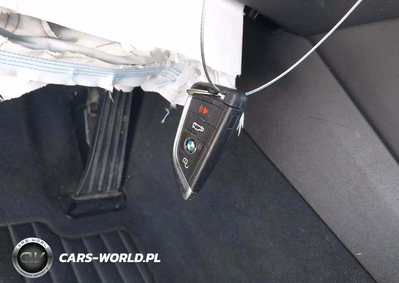 2020 BMW X3 xDrive30I VIN:5UXTY5C05L9B70838 - 11