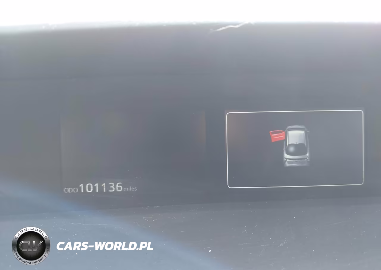 2017 Toyota Prius Four VIN:JTDKARFU4H3051905 - 7