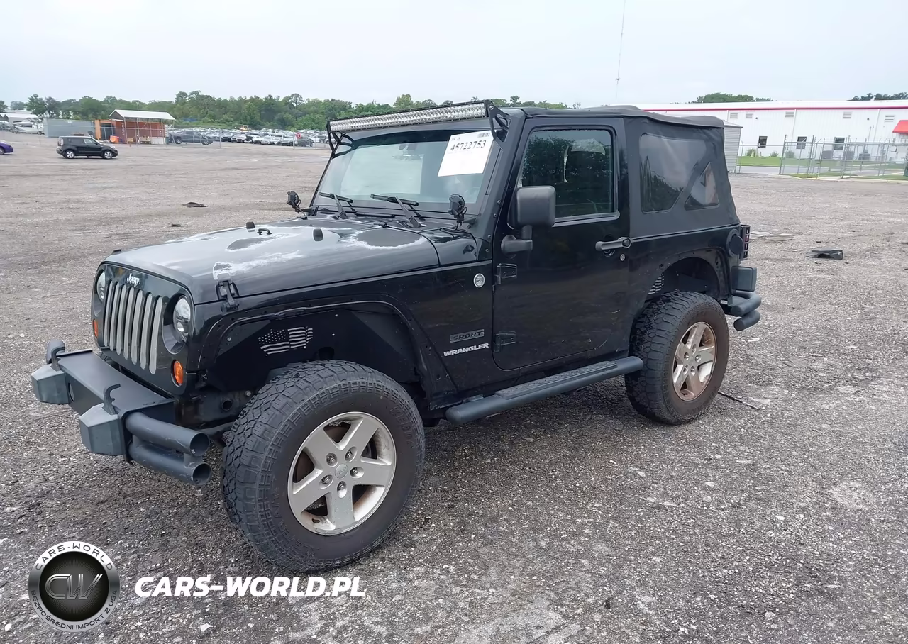 2011 Jeep Wrangler Sport VIN:1J4AA2D12BL579570 - 2