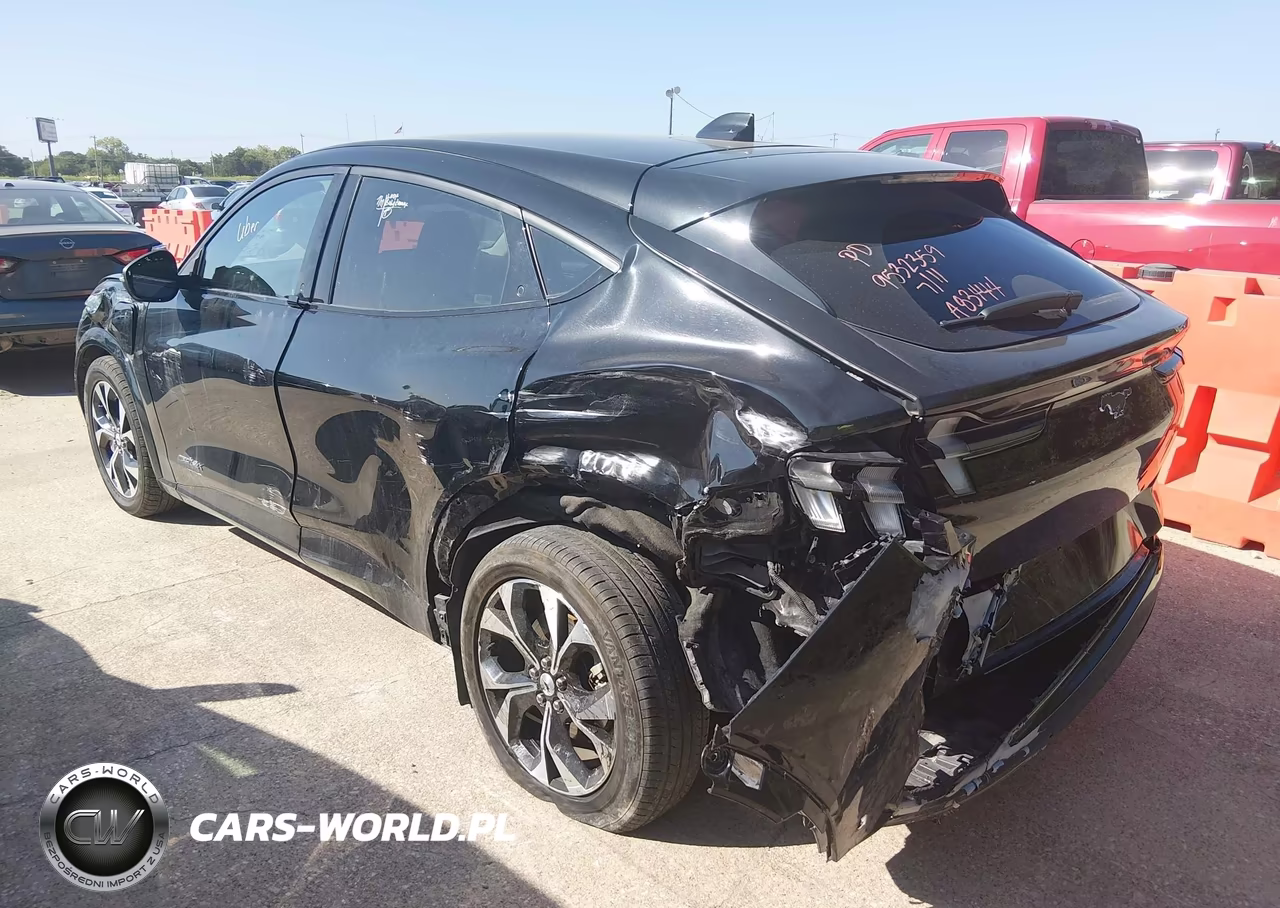 2023 Ford Mustang Mach-E Premium VIN:3FMTK3SU4PMA83444 - 3