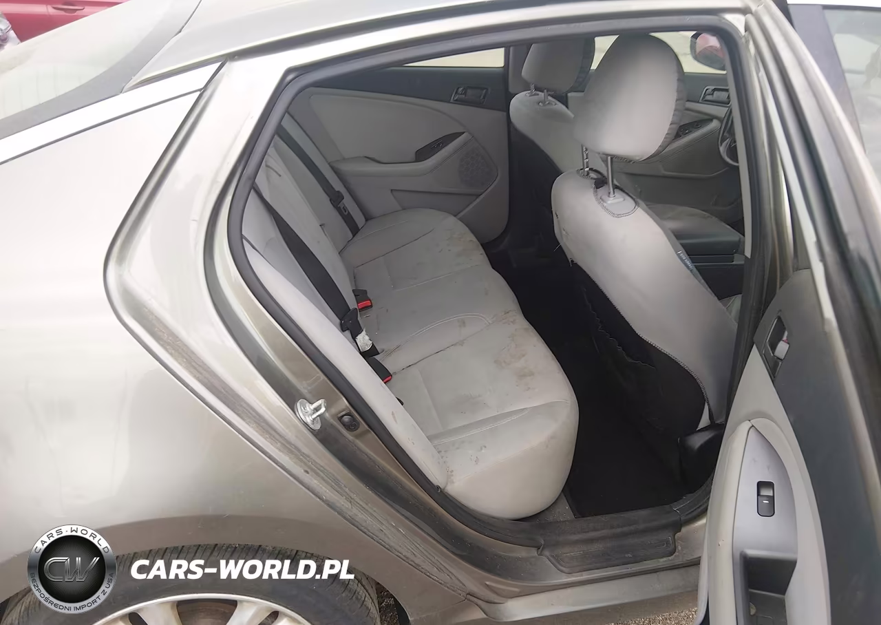 2013 Kia Optima Lx VIN:5XXGM4A74DG090604 - 8