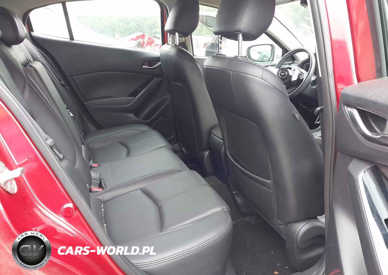 2018 Mazda Mazda3 Touring VIN:3MZBN1L34JM258975 - 8