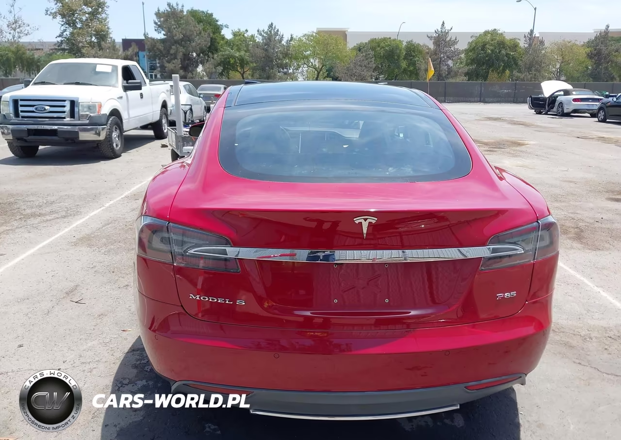 2014 Tesla Model S P85 VIN:5YJSA1H14EFP53354 - 15