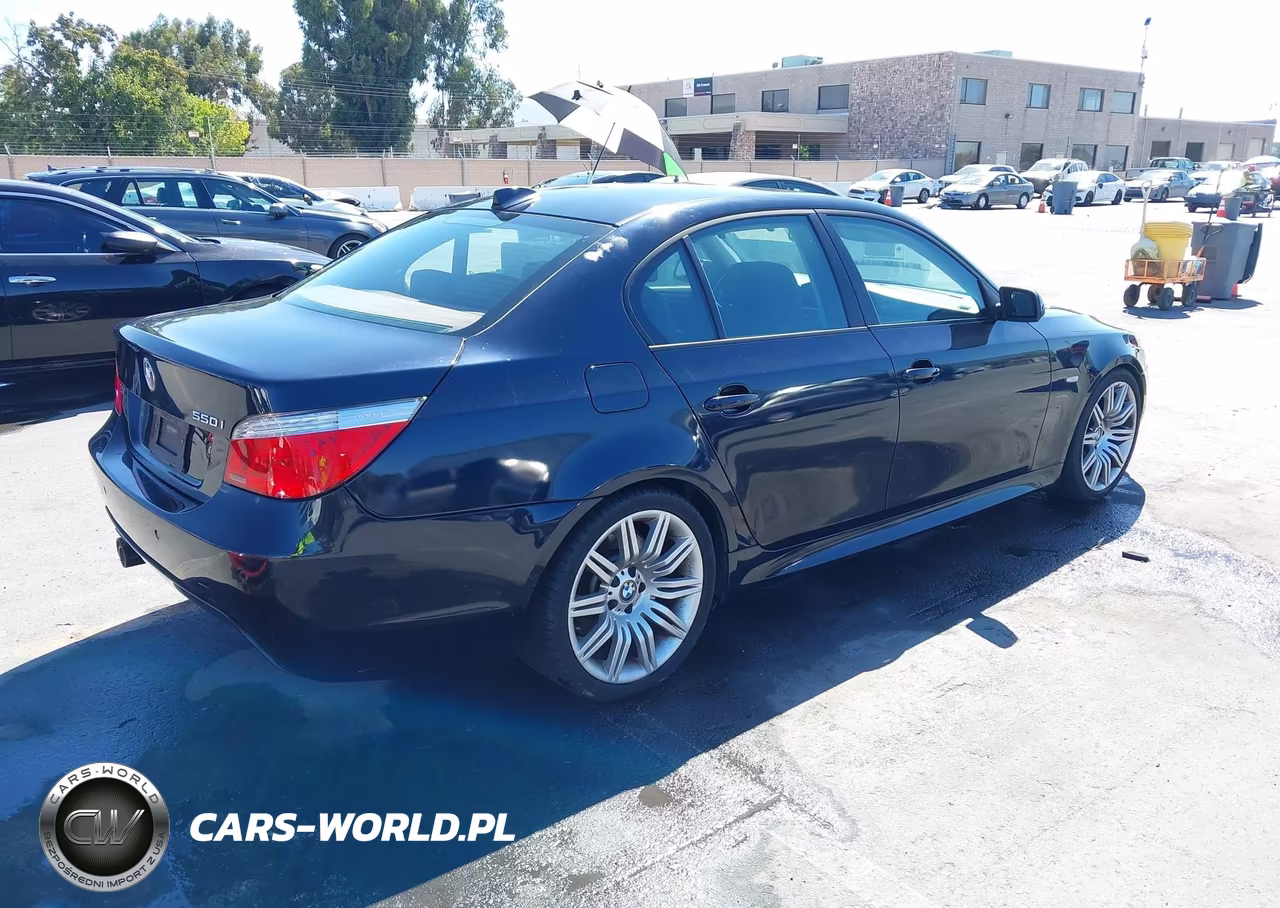 2008 BMW 550I VIN:WBANW535X8CT54141 - 4