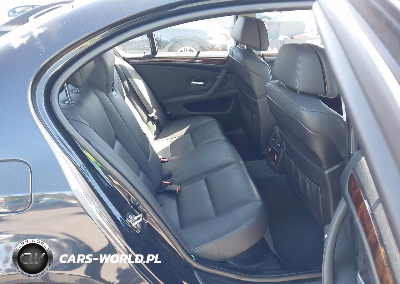 2008 BMW 550I VIN:WBANW535X8CT54141 - 8