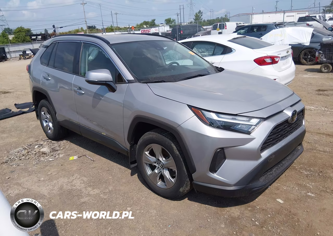 2024 Toyota Rav4 Xle – zdjęcie 1 z 16