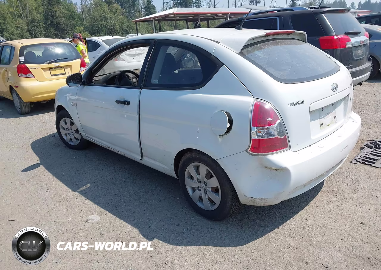 2011 Hyundai Accent Gl VIN:KMHCM3AC6BU194648 - 3