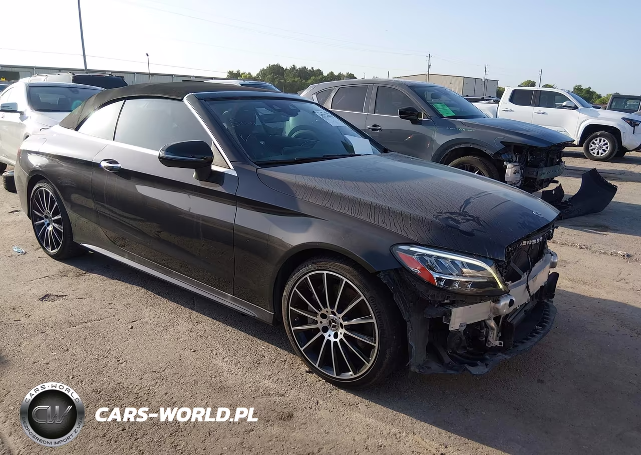 2019 Mercedes-Benz C 300