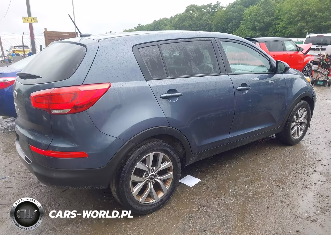 2016 Kia Sportage Lx VIN:KNDPB3AC1G7833214 - 4