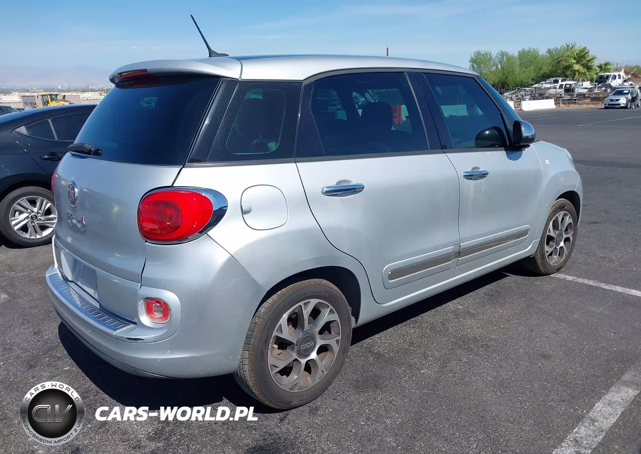 2014 Fiat 500L Lounge VIN:ZFBCFACH1EZ006351 - 4
