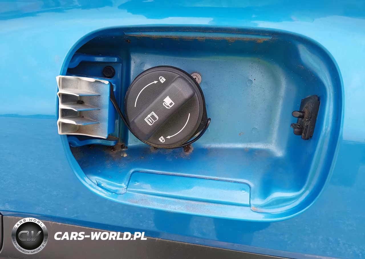 2020 Hyundai Kona Ultimate VIN:KM8K5CA51LU548538 - 17