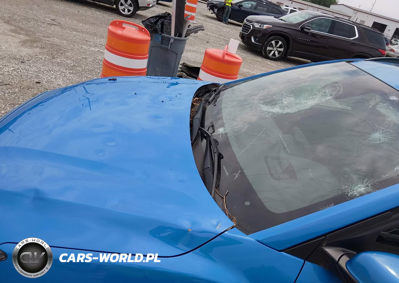 2020 Hyundai Kona Ultimate VIN:KM8K5CA51LU548538 - 6