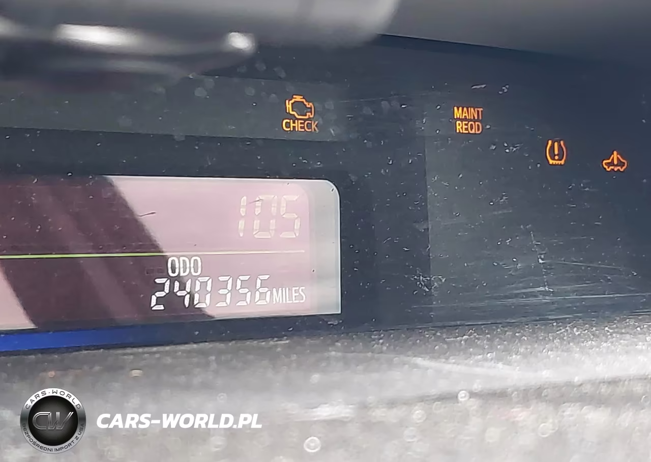 2012 Toyota Prius V Three VIN:JTDZN3EU8C3021901 - 15