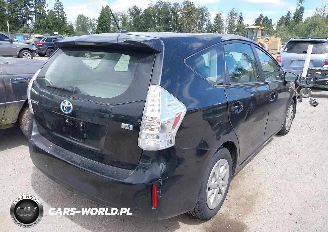 2012 Toyota Prius V Three VIN:JTDZN3EU8C3021901 - 4