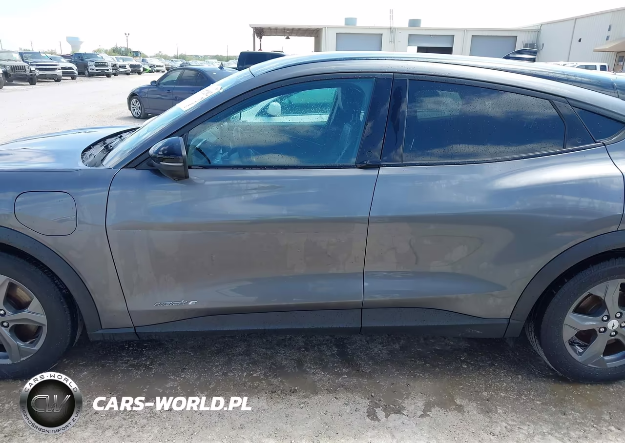 2023 Ford Mustang Mach-E Select VIN:3FMTK1RM3PMA40935 - 14
