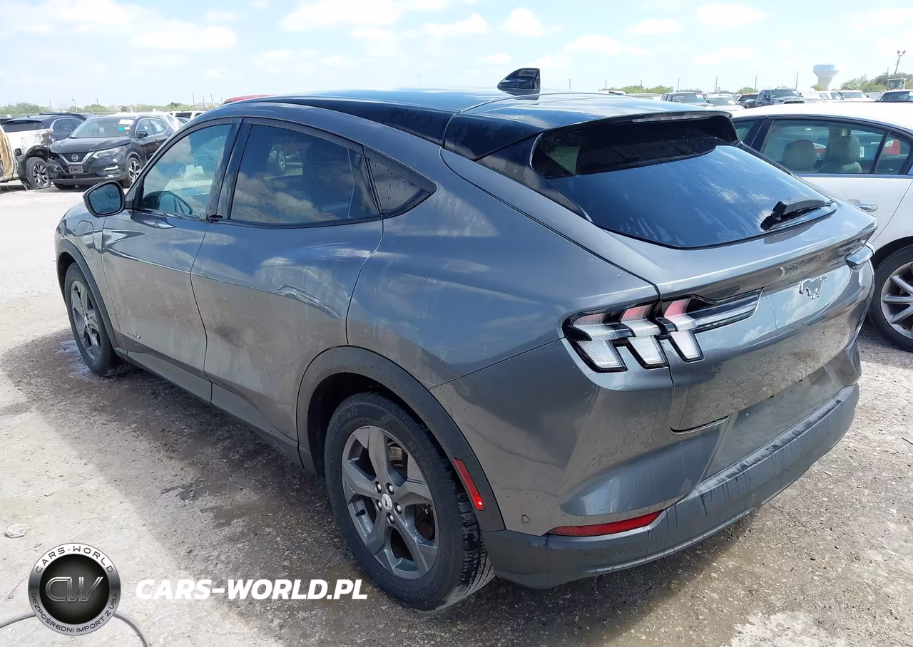 2023 Ford Mustang Mach-E Select VIN:3FMTK1RM3PMA40935 - 3
