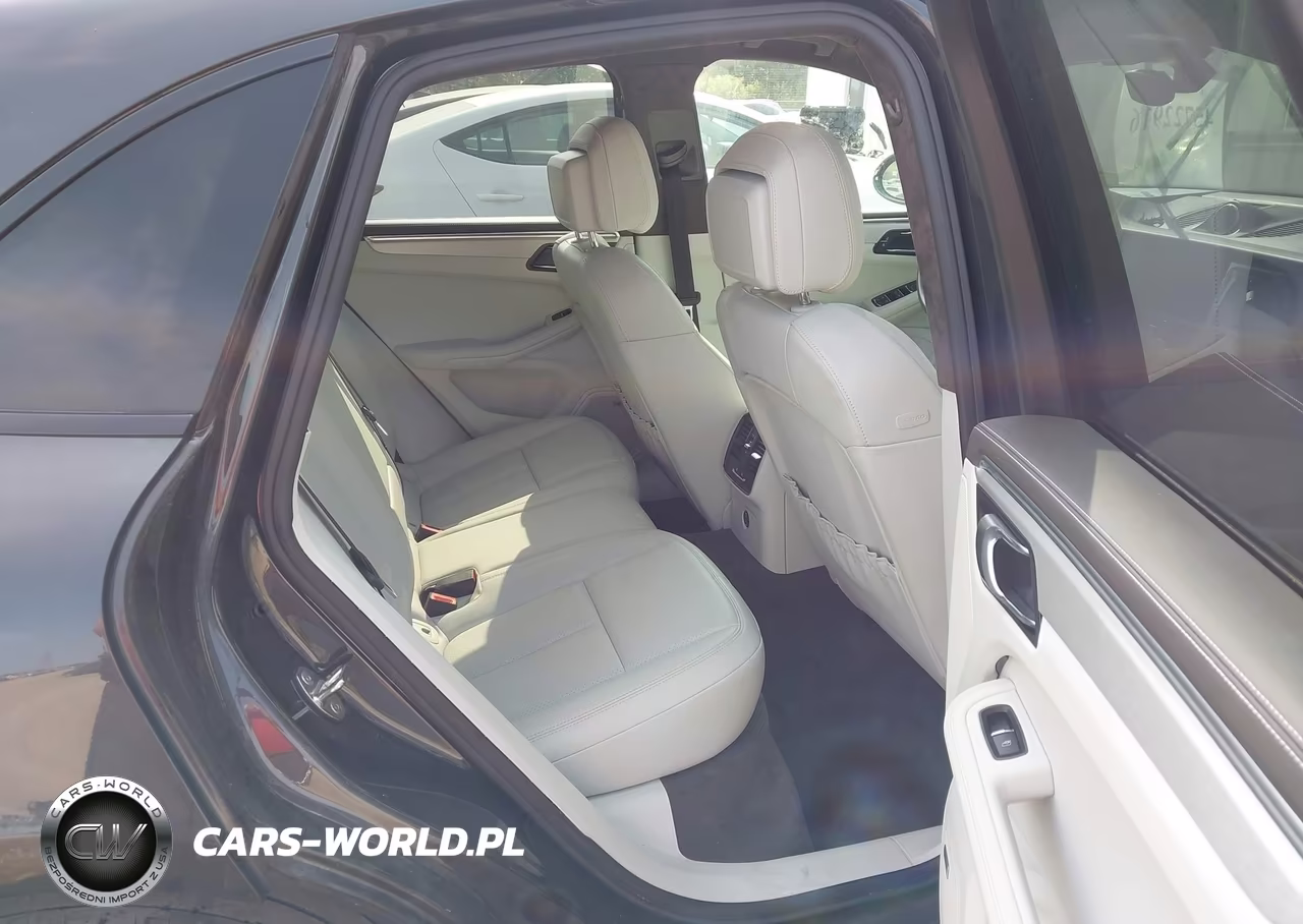 2021 Porsche Macan Turbo VIN:WP1AF2A59MLB60745 - 8
