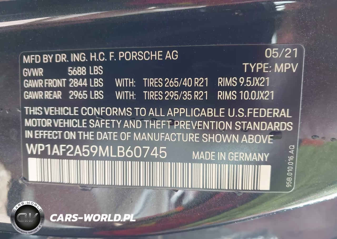 2021 Porsche Macan Turbo VIN:WP1AF2A59MLB60745 - 9