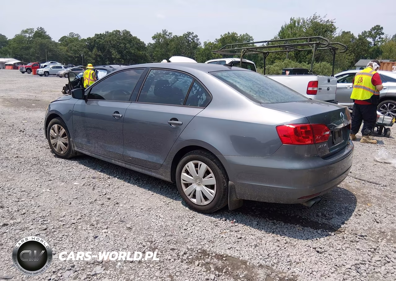 2014 Volkswagen Jetta 2.0L Tdi Value Edition VIN:3VWLL7AJ9EM322397 - 3