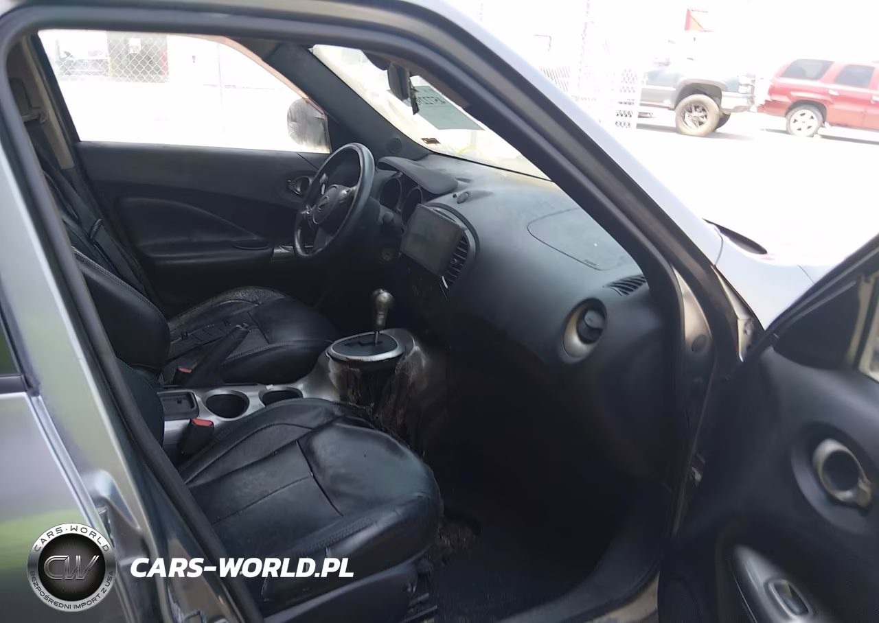 2011 Nissan Juke S VIN:JN8AF5MV8BT008133 - 5