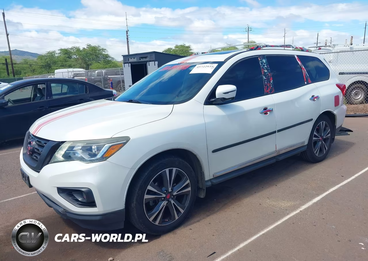 2017 Nissan Pathfinder Platinum VIN:5N1DR2MNXHC637055 - 2