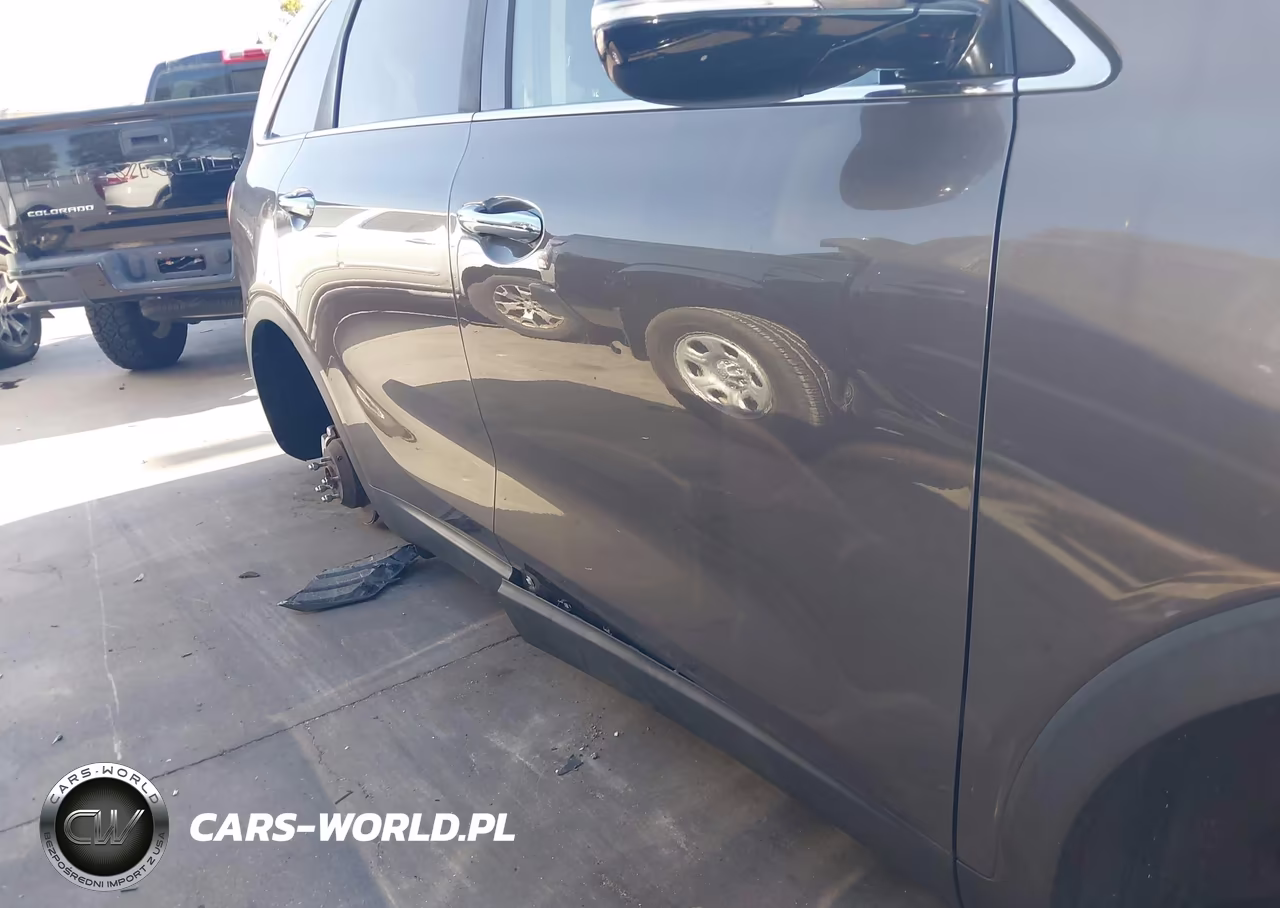 2019 Kia Sorento 2.4L Lx VIN:5XYPG4A32KG525617 - 12