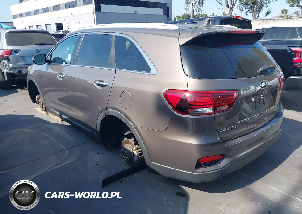2019 Kia Sorento 2.4L Lx VIN:5XYPG4A32KG525617 - 3