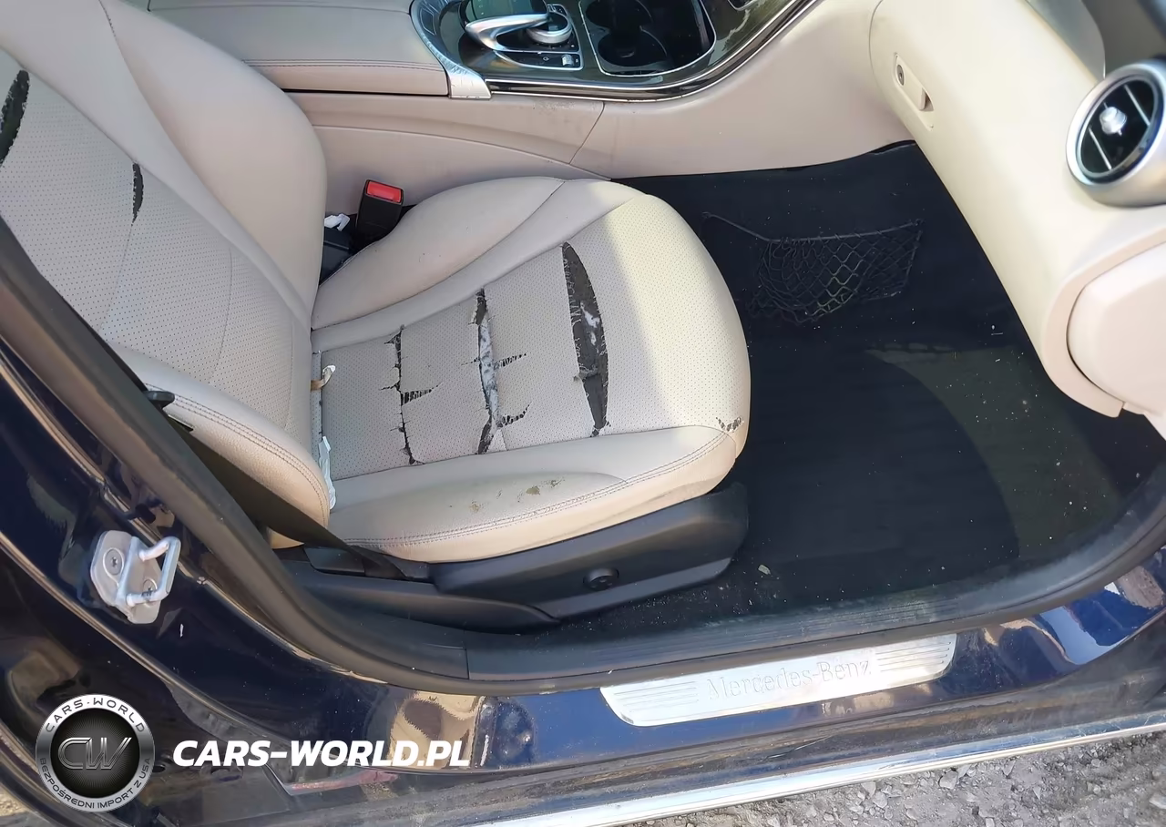 2015 Mercedes-Benz C 300 4Matic VIN:55SWF4KB3FU094558 - 5