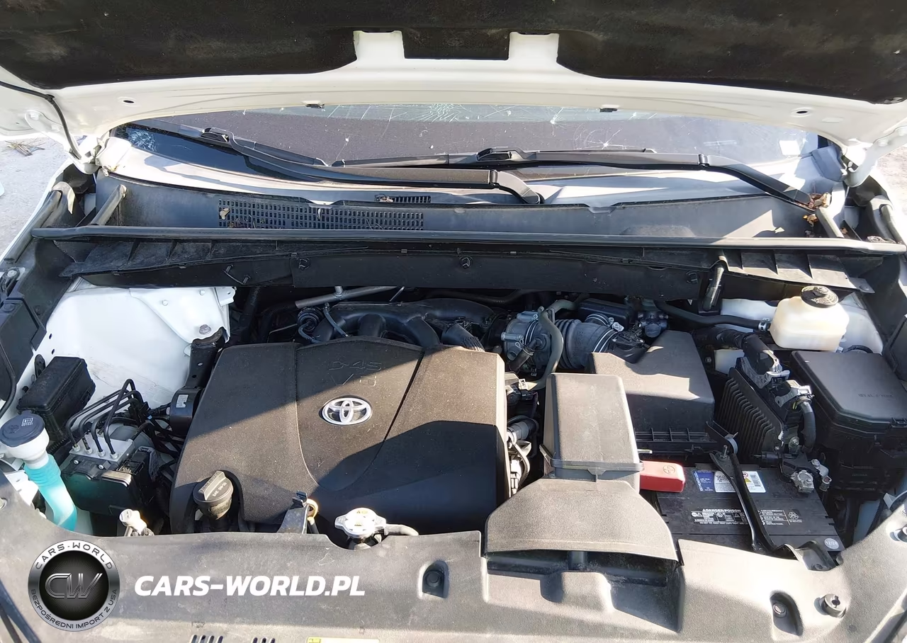 2018 Toyota Highlander Limited Platinum VIN:5TDDZRFH3JS880375 - 10