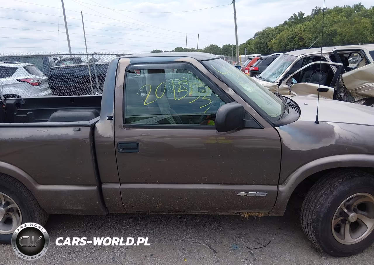 1999 Chevrolet S-10 Ls VIN:1GCCS1446XK117882 - 13