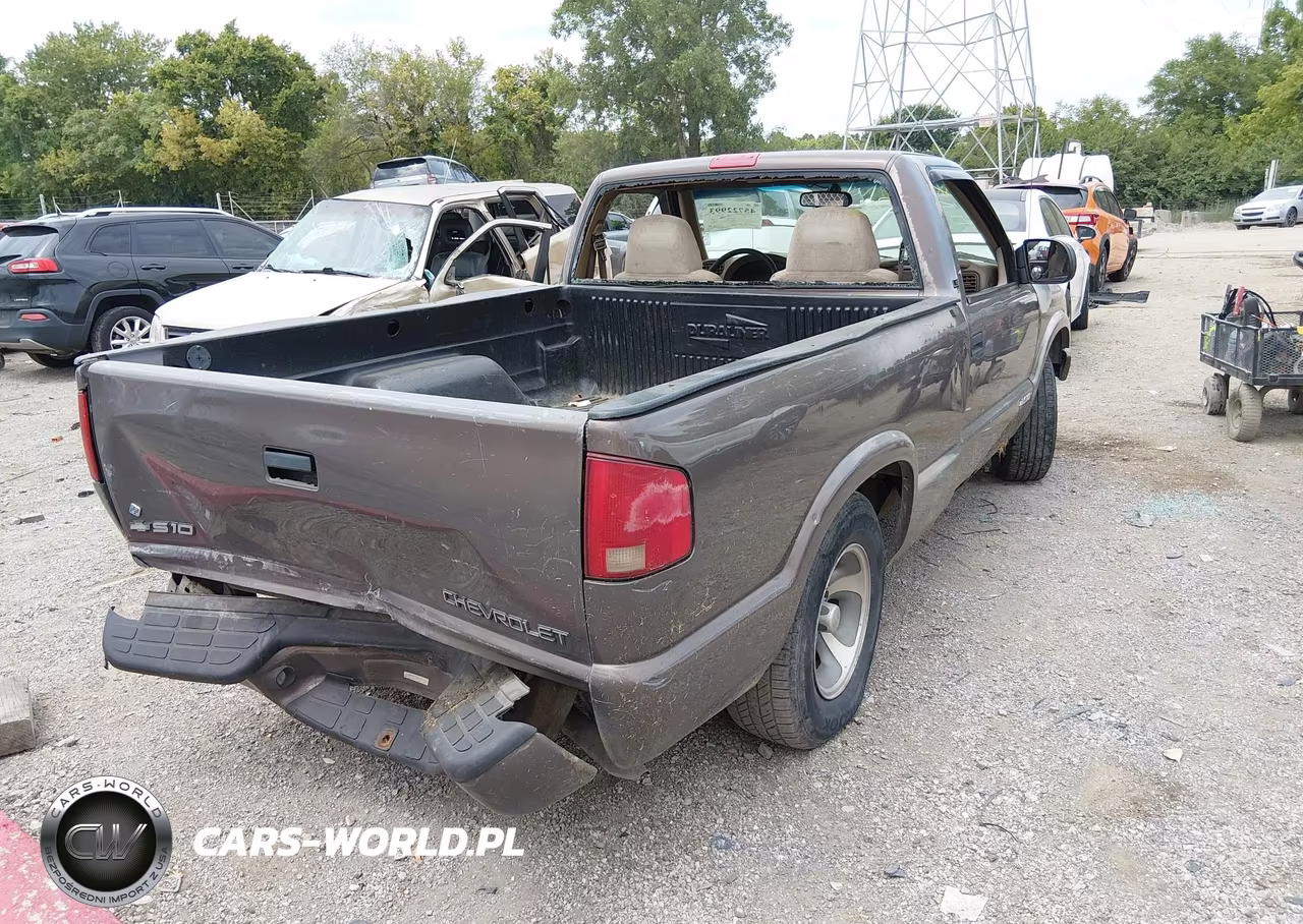 1999 Chevrolet S-10 Ls VIN:1GCCS1446XK117882 - 4