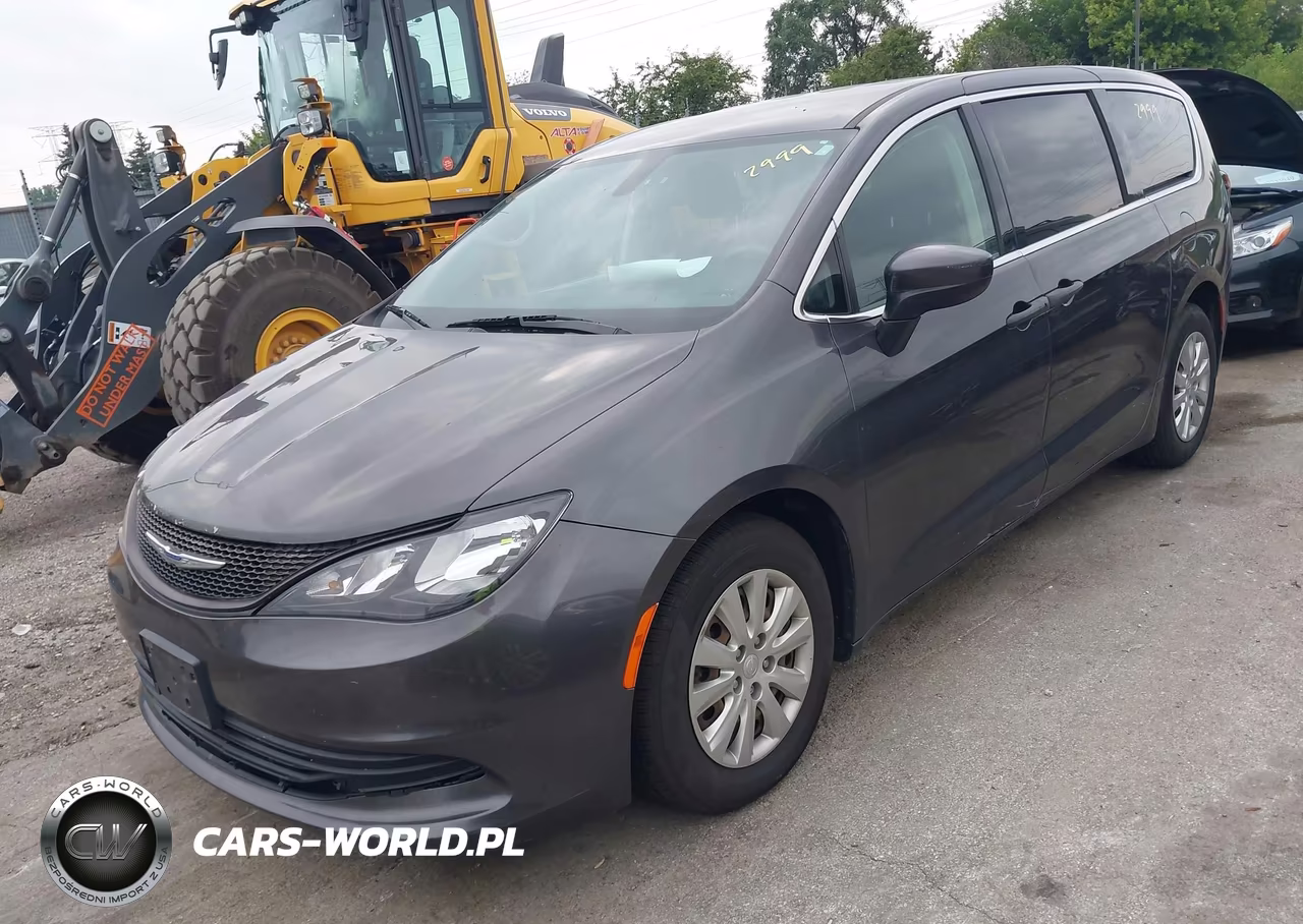2018 Chrysler Pacifica L VIN:2C4RC1AGXJR355877 - 2