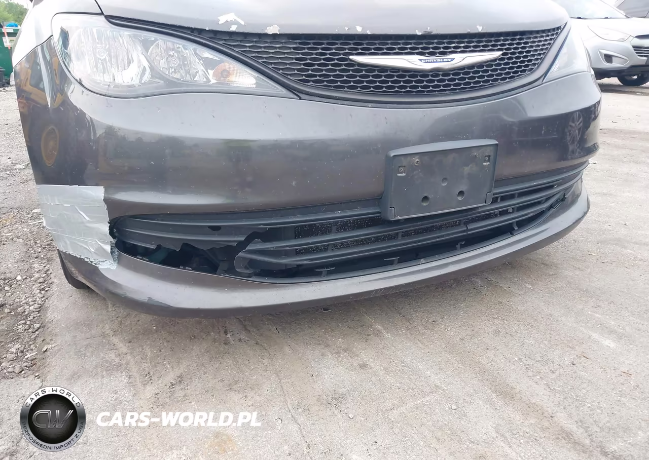 2018 Chrysler Pacifica L VIN:2C4RC1AGXJR355877 - 6