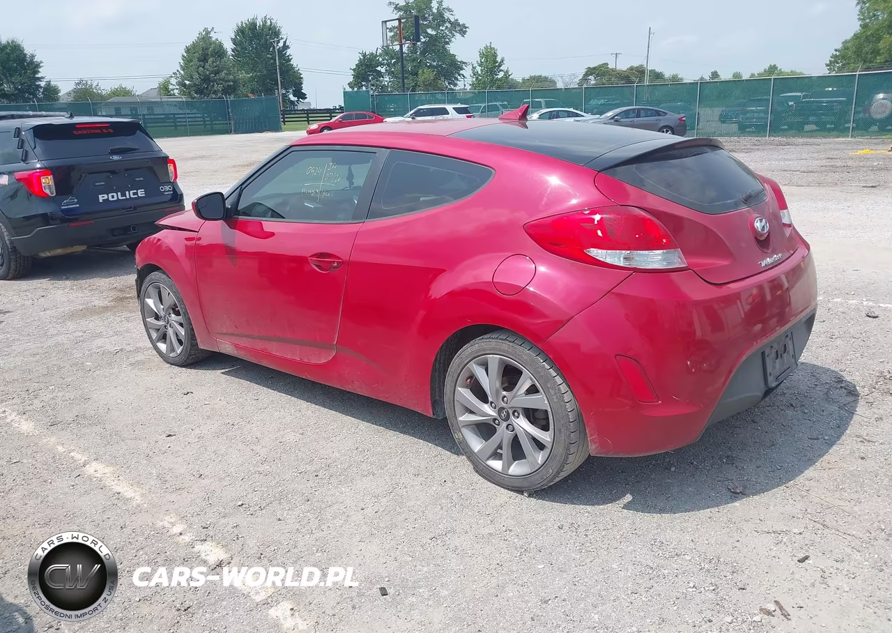 2017 Hyundai Veloster VIN:KMHTC6AD3HU317506 - 3