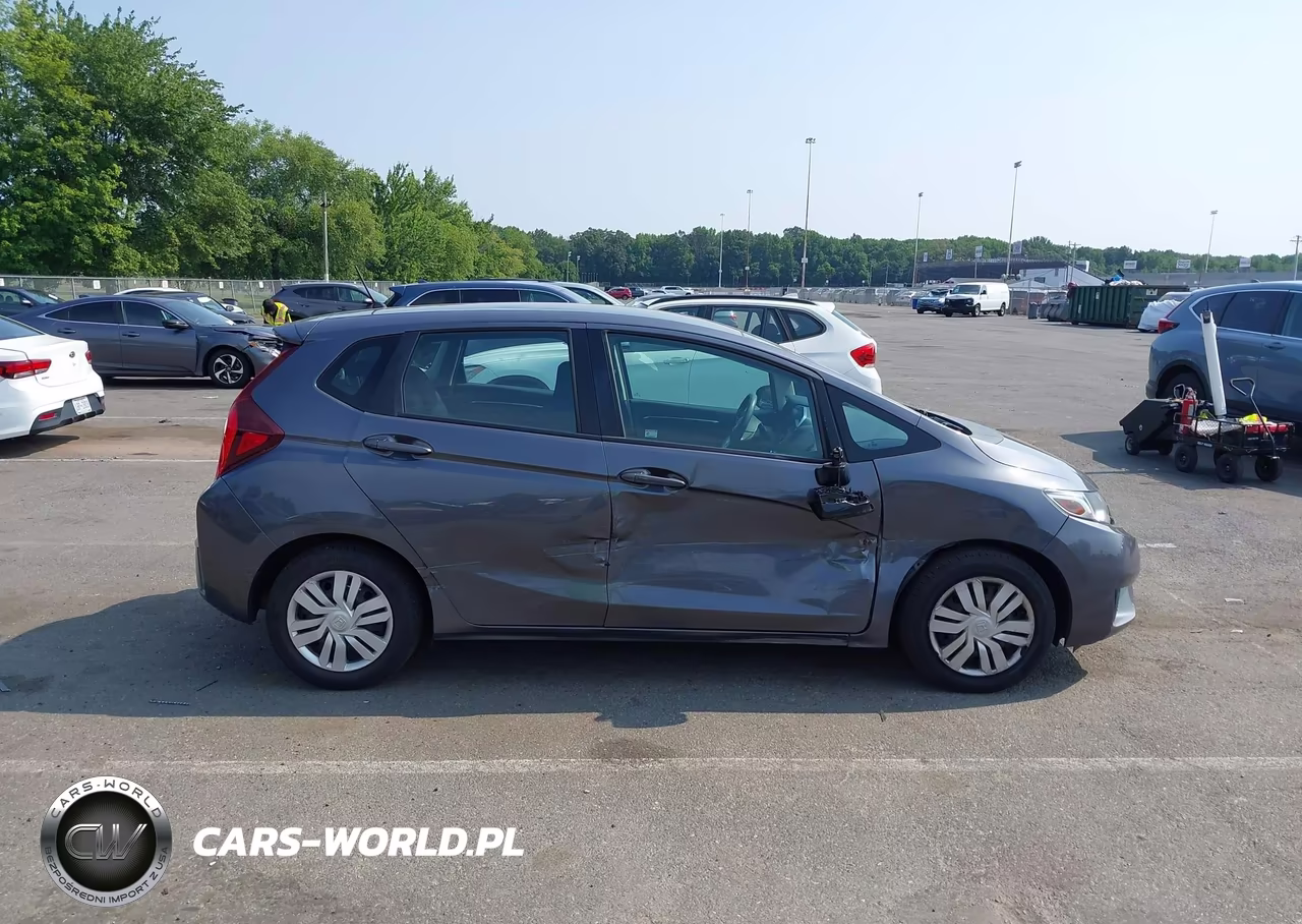 2016 Honda Fit Lx VIN:3HGGK5H51GM703055 - 13