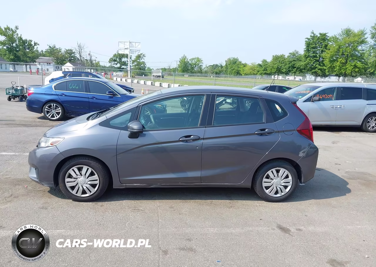 2016 Honda Fit Lx VIN:3HGGK5H51GM703055 - 14