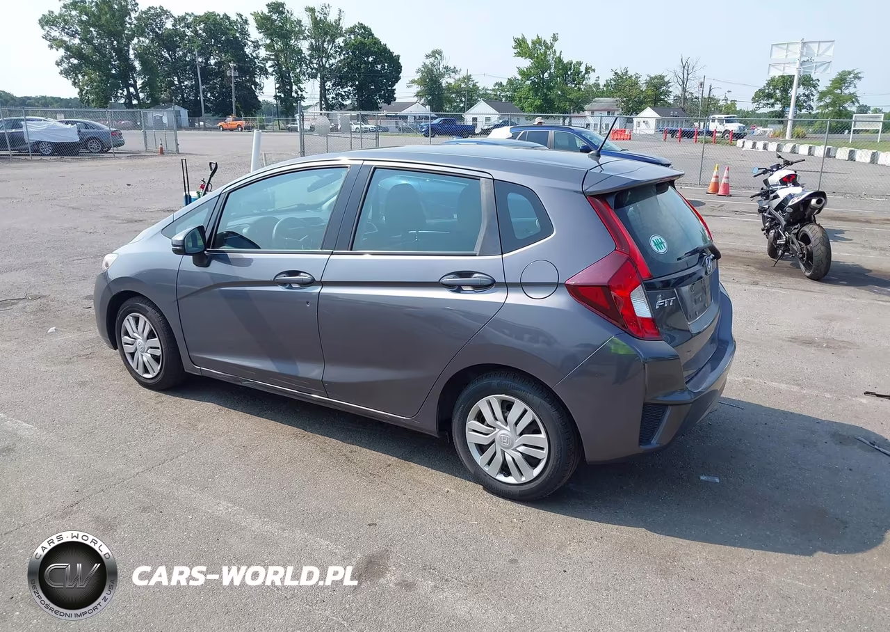 2016 Honda Fit Lx VIN:3HGGK5H51GM703055 - 3