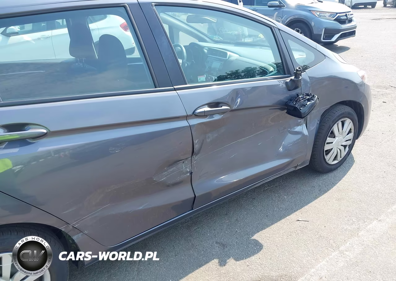 2016 Honda Fit Lx VIN:3HGGK5H51GM703055 - 6