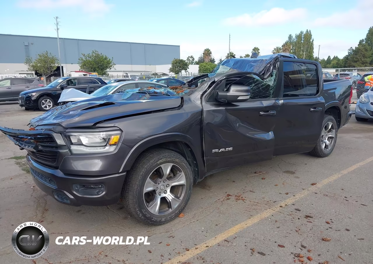 2019 Ram 1500 Laramie VIN:1C6SRFJTXKN925540 - 2