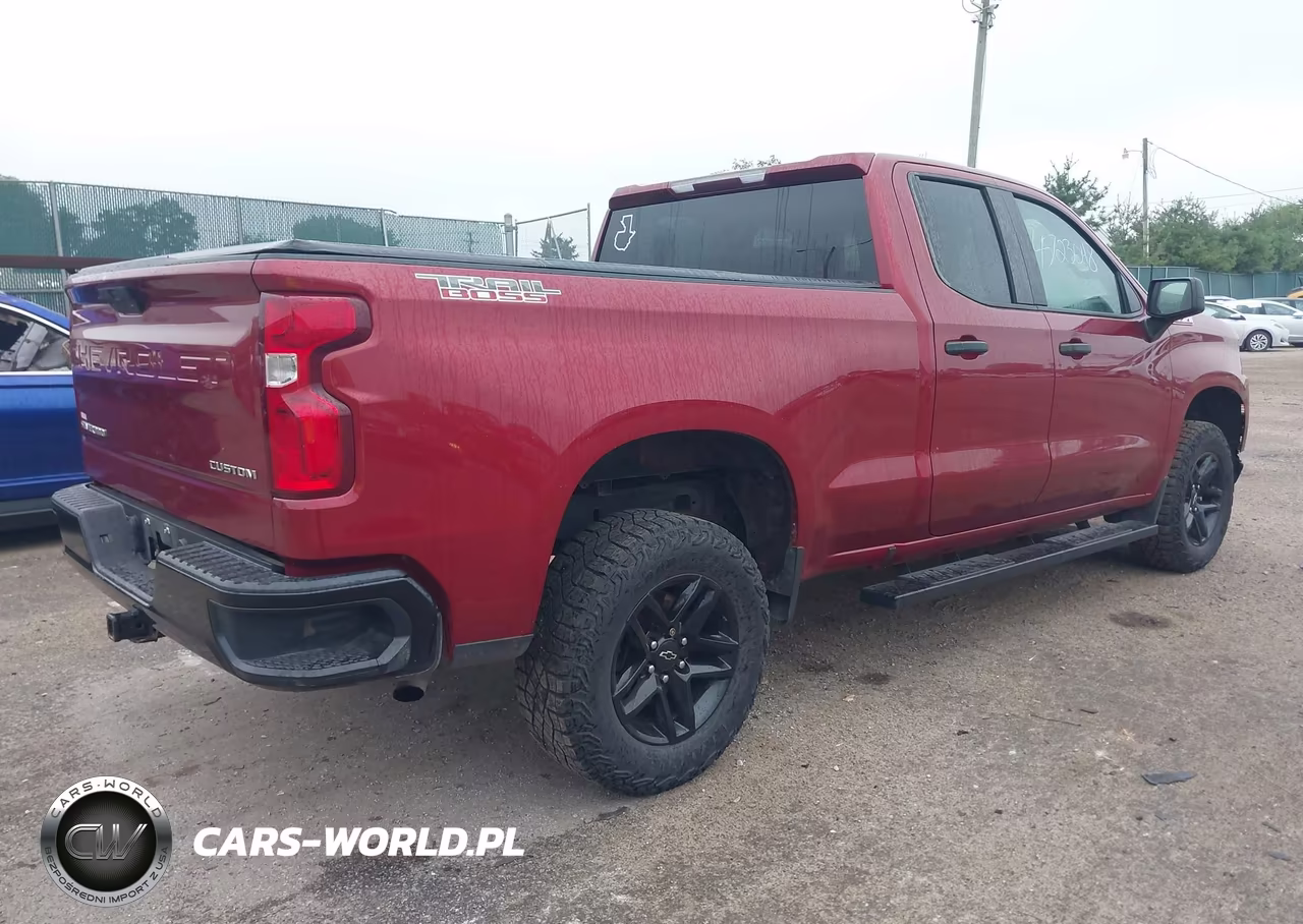 2019 Chevrolet Silverado 1500 Custom Trail Boss VIN:1GCRYCEH0KZ229521 - 4