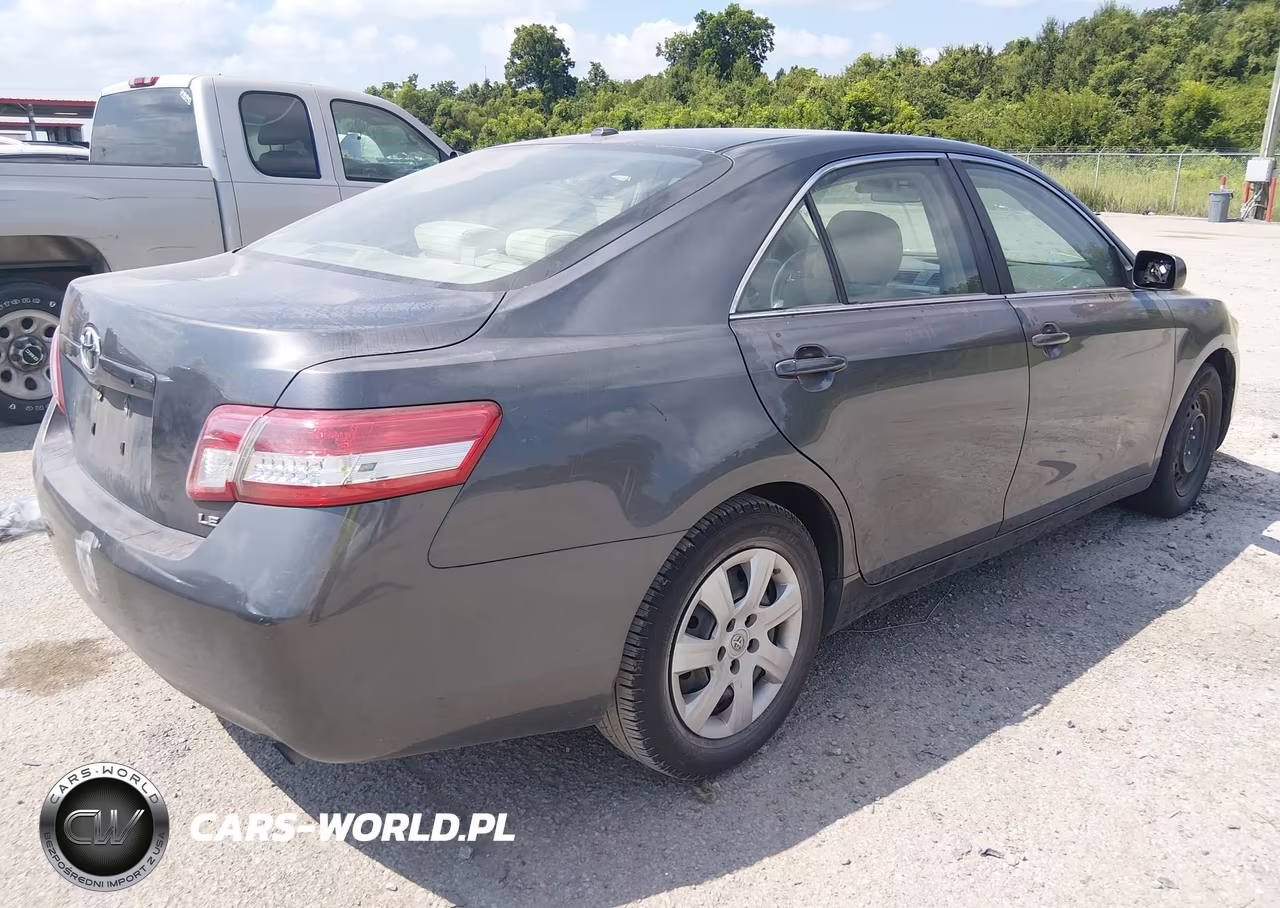 2010 Toyota Camry Le VIN:4T1BF3EK3AU054661 - 4