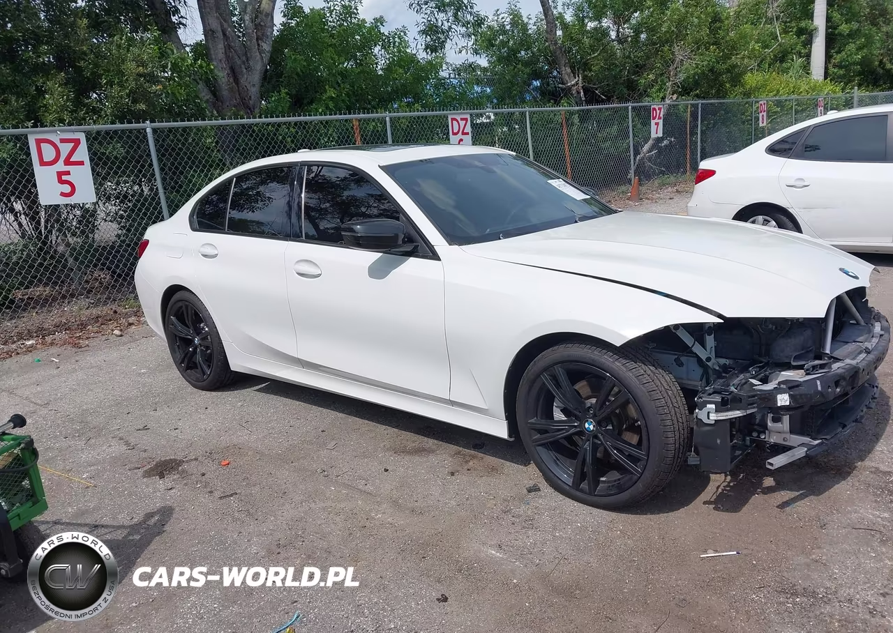 2021 BMW 330I – zdjęcie 1 z 17