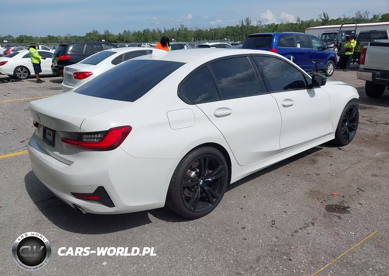 2021 BMW 330I VIN:3MW5R1J04M8B78096 - 4